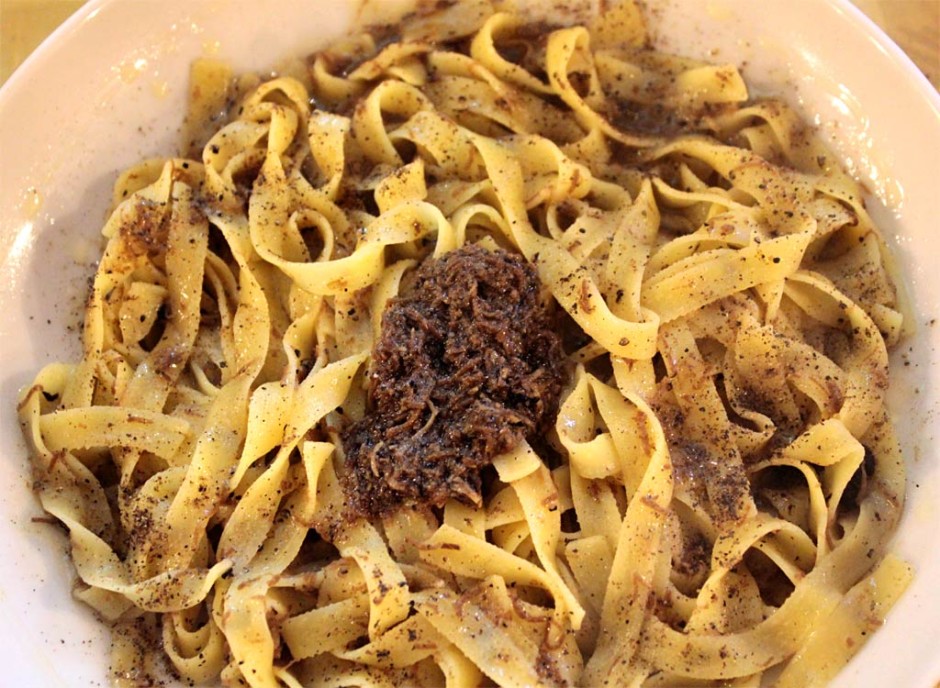 Fettuccine fatte in casa al Tartufo Nero